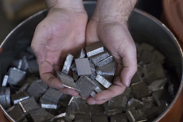 Στο κυνήγι του νέου «λευκού χρυσού» για την παγκόσμια οικονομία