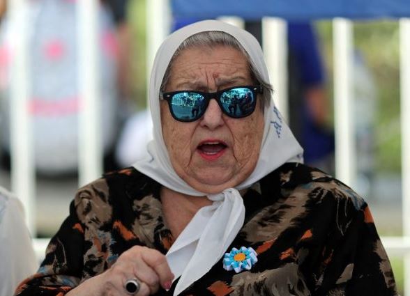 Πέθανε η ψυχή των «Μητέρων της Πλάθα ντε Μάγιο» - Σύμβολο αγώνα για τέσσερις δεκαετίες