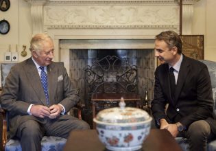 Μητσοτάκης: Πιθανόν να συναντηθεί με τον βασιλιά Κάρολο στο Λονδίνο