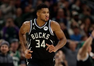 Τίμπεργουλβς – Μπακς 102-115: «Θρυλικό» ρεκόρ από τους Μπακς με οδηγό τον Γιάννη