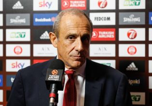 Απείλησε με παραίτηση ο Μεσίνα μετά τη βαριά ήττα από την Εφές!