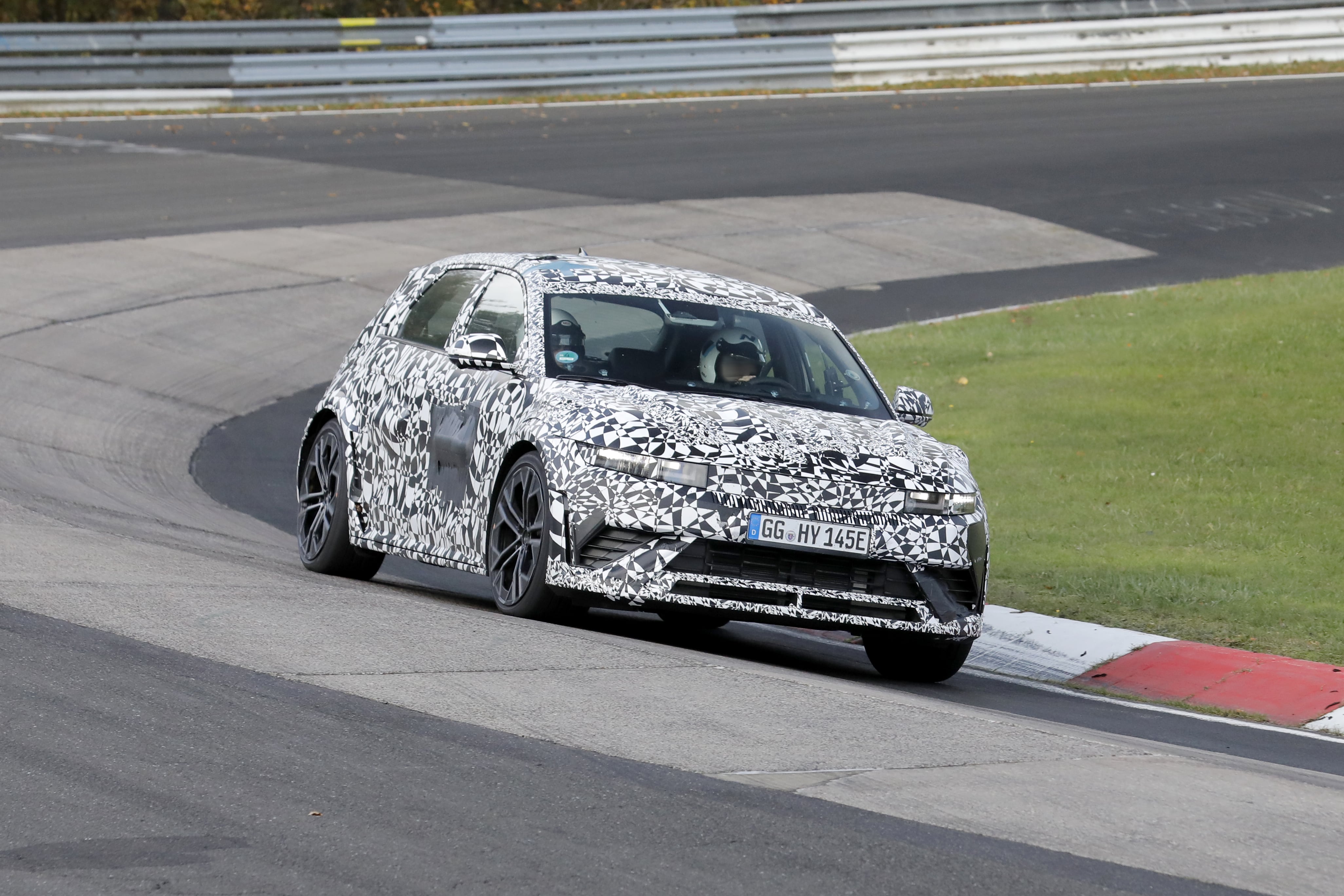 Hyundai Ioniq 5 N: Στην ηχηρή πλευρά της ηλεκτροκίνησης