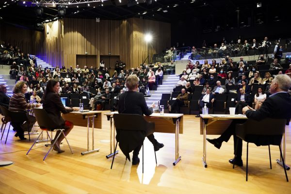 Παρουσιάστηκαν τα αποτελέσματα της έρευνας του ΟΣΔΕΛ για το βιβλίο και το κοινό του