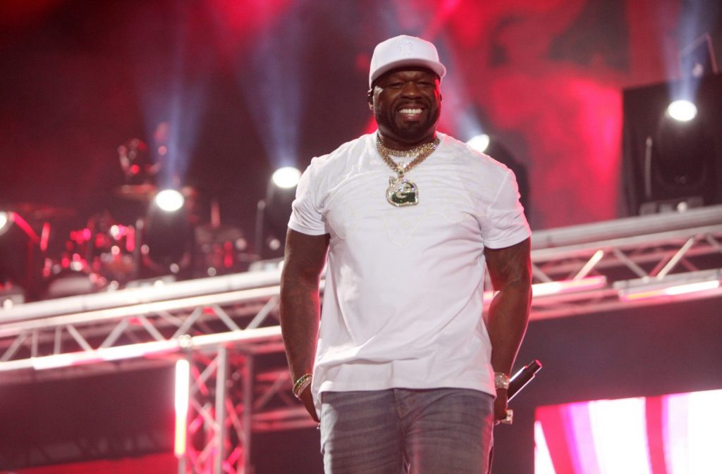 O 50 Cent διαφημίζει την Ελλάδα σε όλο τον κόσμο με ένα υπέροχο βίντεο