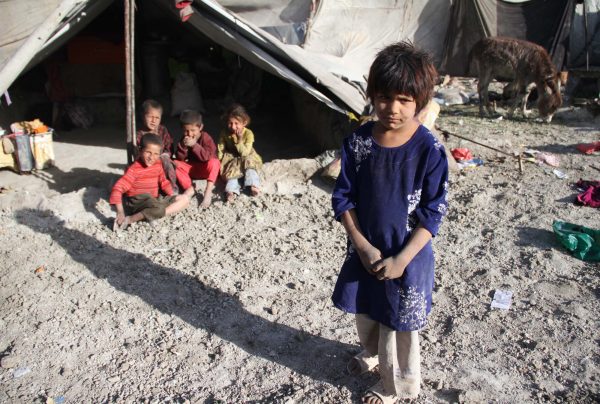 Αφγανιστάν: «Ναρκώνουμε τα πεινασμένα παιδιά μας για να τα βοηθήσουμε να κοιμηθούν»