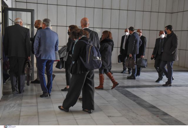 Δίκη για το Μάτι: «Αν είχε διαταχθεί εκκένωση δεν θα εγκλωβίζονταν ο κόσμος», κατέθεσε η πρώτη μάρτυρας