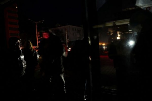 Ουκρανία: Εικόνες της NASA δείχνουν το μέγεθος της συσκότισης μετά τους ρωσικούς βομβαρδισμούς