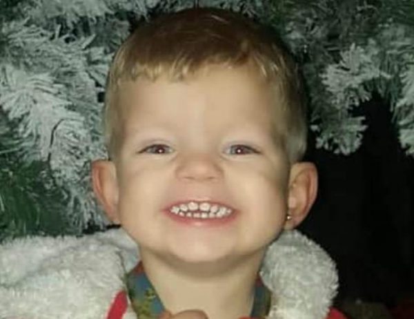 Θρήνος για τον 5χρονο Kyle: Κατάπιε πινέζα και πέθανε στην αγκαλιά της μητέρας του
