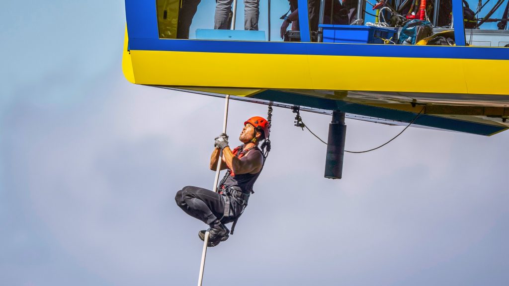 3 συναρπαστικά ντοκιμαντέρ που θα σε βάλουν στο κλίμα του πιο αθλητικού Νοεμβρίου