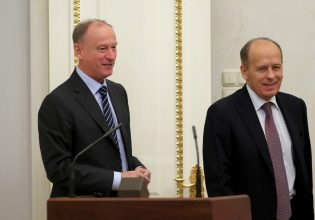 Ρωσία: Ποιοι έπεισαν τον Πούτιν να ξεκινήσει τον πόλεμο στην Ουκρανία, σύμφωνα με τους Times