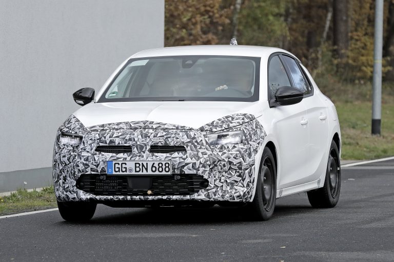 Opel Corsa: Ανανέωση με έμφαση στην ηλεκτρική έκδοση