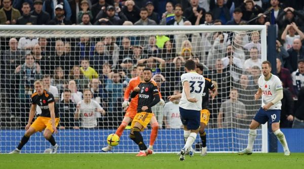 Εύκολα η Λίβερπουλ (3-1) – Νίκη «ανάσα» για τη Νότιγχαμ (1-0)