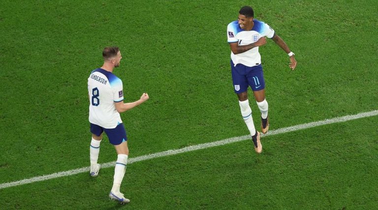 Η τελική βαθμολογία στον Β’ όμιλο: Αγγλία και ΗΠΑ αγκαζέ στους «16» (pic)