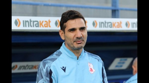 Παρελθόν από τον πάγκο του Πανσερραϊκού ο Ελευθερόπουλος