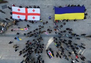 Πόλεμος στην Ουκρανία: Η μαζική φυγή των Ρώσων και τα νέα διλήμματα της γειτονικής Γεωργίας