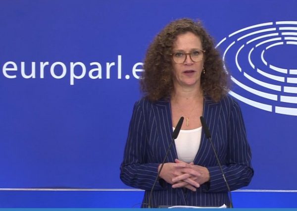 Υποκλοπές: Δείτε live το προσχέδιο της έκθεσης PEGA