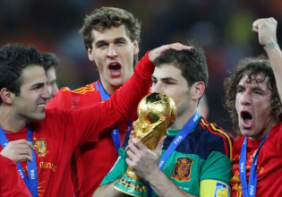 Αυτή είναι η μοναδική ομάδα που έχασε σε πρεμιέρα Μουντιάλ αλλά πήρε το τρόπαιο