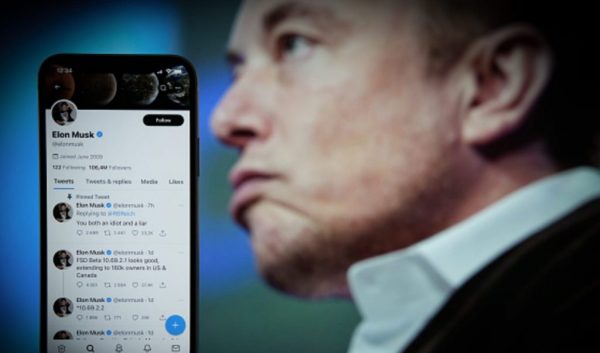 Τι έστειλε ο Έλον Μασκ στο προσωπικό του Twitter στις 2:30 τα ξημερώματα;