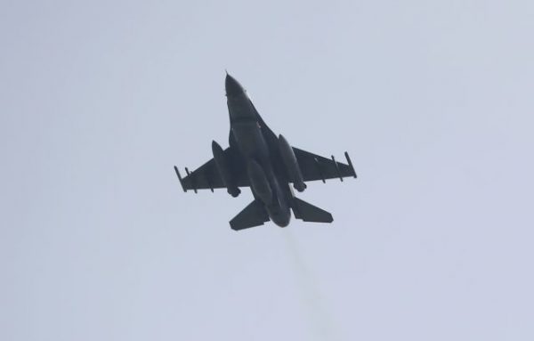 Πτήσεις τουρκικών F-16 πάνω από τους Ανθρωποφάγους και το Μακρονήσι