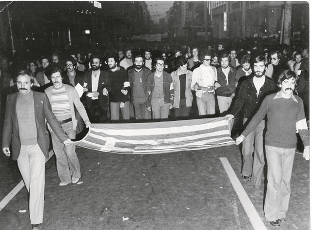 Πολυτεχνείο: Με δικό του μπλοκ στην πορεία το ΠΑΣΟΚ