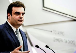 Πιερρακάκης: «Κακογραμμένη επιστημονική φαντασία» – Τι απαντά για το δημοσίευμα σχετικά με τη φωτιά στο Μάτι