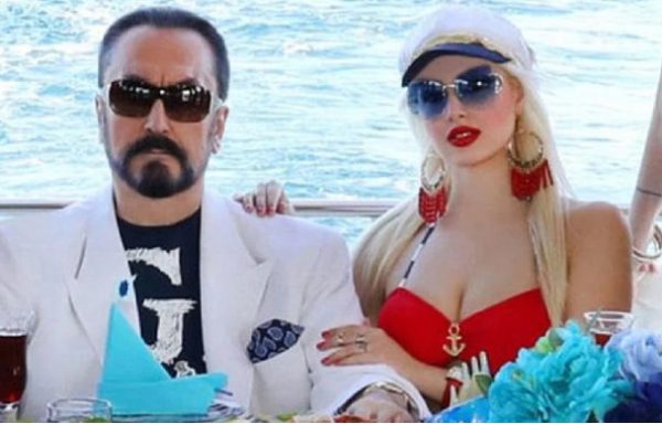 Τουρκία: 8.600 χρόνια φυλάκιση στον τηλε-ιεροκήρυκα για το μεγαλύτερο σκάνδαλο με σεξουαλικά εγκλήματα