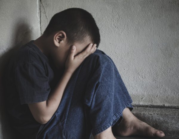 Πετράλωνα: «Τα παιδιά είναι μιλημένα, είναι καθαρή εκδίκηση» – Προκαλεί ο αδερφός του πατέρα που κατηγορείται για βιασμούς