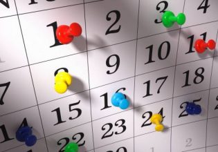 Αργίες 2023: Πότε «πέφτουν» τα τριήμερα του νέου έτους