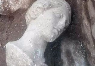 Λέσβος: Νέα σημαντικά ευρήματα στην ανασκαφή στην αρχαία Άντισσα – Το μαρμάρινο άγαλμα