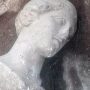 Λέσβος: Νέα σημαντικά ευρήματα στην ανασκαφή στην αρχαία Άντισσα – Το μαρμάρινο άγαλμα