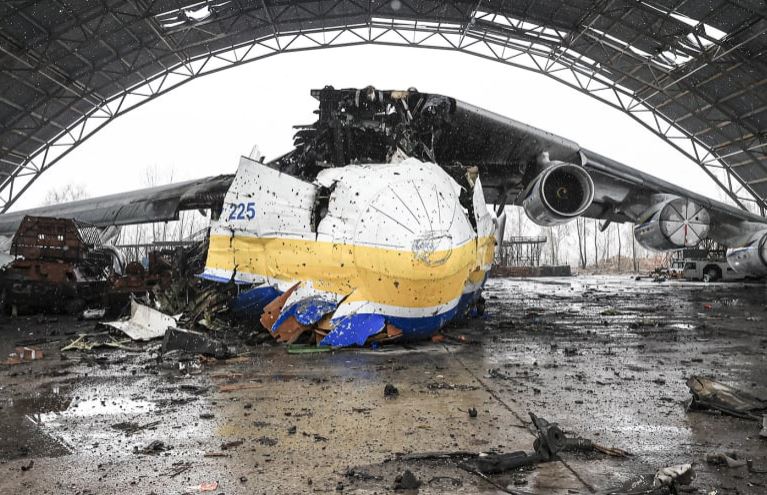 Ουκρανία: Έτοιμη να ανακατασκευάσει το μεγαλύτερο αεροπλάνο του κόσμου που κατέστρεψαν οι Ρώσοι