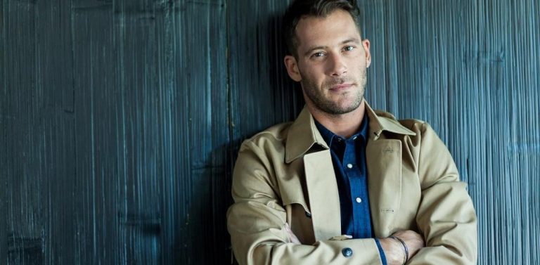 Αντίνοος Αλμπάνης: Το «Maestro» δεν είναι μία σειρά που θα σου κουνήσει το δάχτυλο