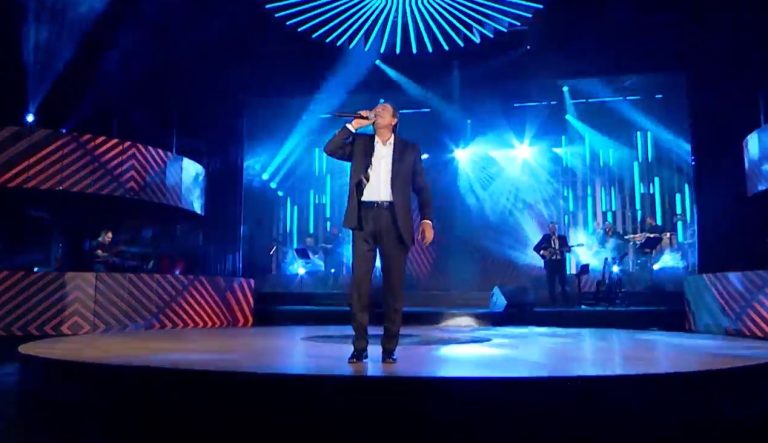 To «Σπίτι με το MEGA» και η Ρούλα Κορομηλά υποδέχονται τον Αντύπα