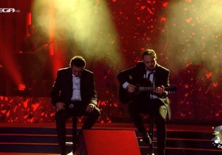 «Σπίτι με το MEGA»: Ο Αντύπας ερμηνεύει το «Αίμα μου» και προκαλεί ανατριχίλα