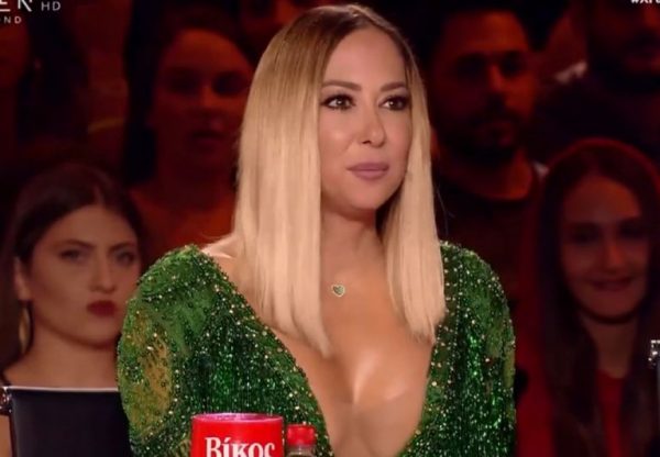 Μελίνα Ασλανίδου: Χωρίς σουτιέν πάνω στην πίστα – Θα… τα χάσετε