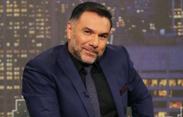 Γρηγόρης Αρναούτογλου: Ξεκαθαρίζει τι εννοούσε με τη δήλωση για τον Μουτσινά – «Είπα για αυτά που λέγονται για εκείνον»