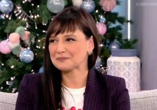 Η Αθηναΐς Νέγκα εξομολογείται: «Περπατάς και σε ρωτάνε, τι έπαθες;»