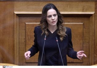 Έφη Αχτσιόγλου: «Προϋπολογισμός άδικων και αδιέξοδων πολιτικών – Προδιαγράφει επιδείνωση της κατάστασης»