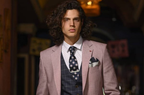 Χρήστος Μπίρμπας: Απαντά για τη σύγκριση με τον Γιώργο Καράβα