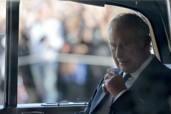 Βασιλιάς Κάρολος: Το αρκουδάκι των παιδικών του χρόνων που δεν αποχωρίζεται ποτέ