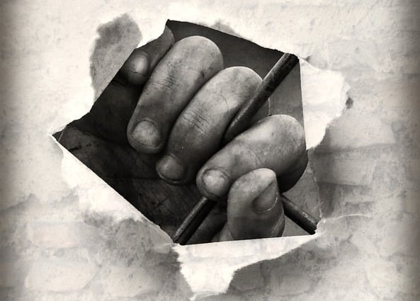 Κιβωτός του Κόσμου: Ο πατέρας Αντώνιος και οι σωματοφύλακές του – Το ΔΣ ως οικογενειακή υπόθεση και οι μαρτυρίες που «καίνε»