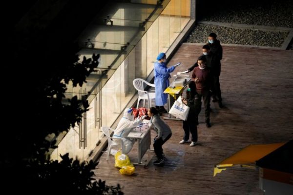 Κίνα: Ρεκόρ κρουσμάτων κοροναϊού για δεύτερο συνεχόμενο 24ωρο