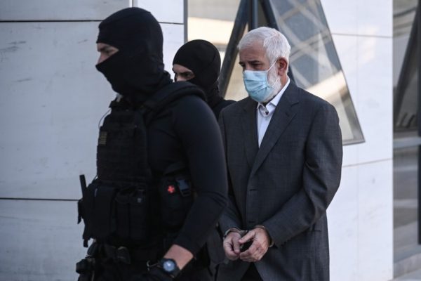 Πέτρος Φιλιππίδης: Άγριος τσακωμός στη δίκη του – «Τόσο καιρό με προκαλούν»