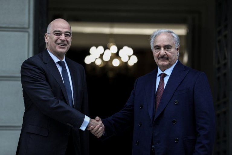 Τουρκικά ΜΜΕ: «Διπλωματικό αίσχος» η αποχώρηση Δένδια από την Τρίπολη