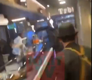 Κωνσταντινούπολη: Έβγαζε βίντεο μέσα σε μαγαζί και κατέγραψε την έκρηξη