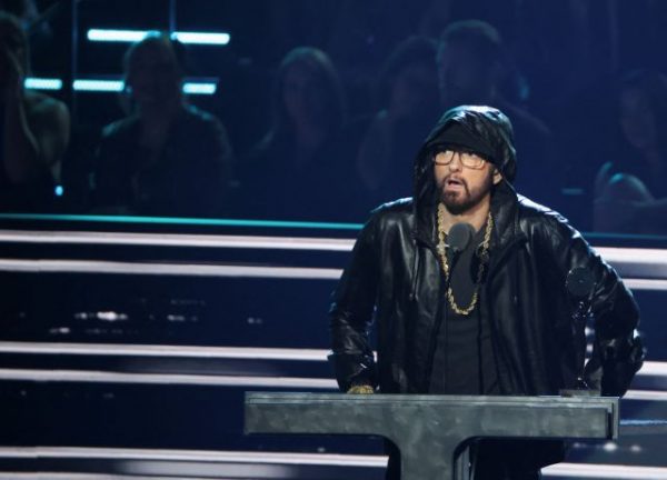 Σοκάρει ο Eminem: «Παραλίγο να πεθάνω από υπερβολική δόση το 2007»