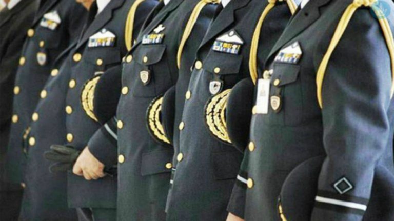 Στα «χαρακώματα» και για τα εθνικά η κυβέρνηση με τον ΣΥΡΙΖΑ