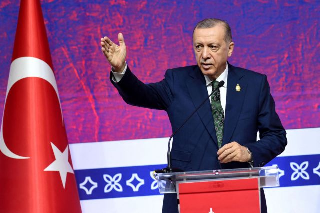 Τουρκία: Επιμένει στην πολιτική των υπερπτήσεων και δημιουργεί εντυπώσεις με το Αμπντούλ Χαμίντ Χαν