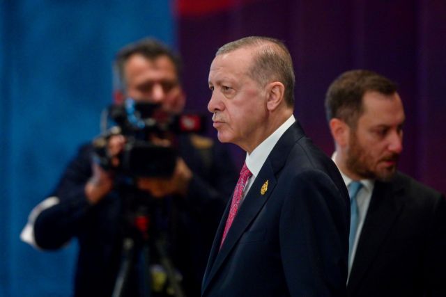 Τι καθυστερεί την χερσαία επιχείρηση της Τουρκίας στη βόρεια Συρία;