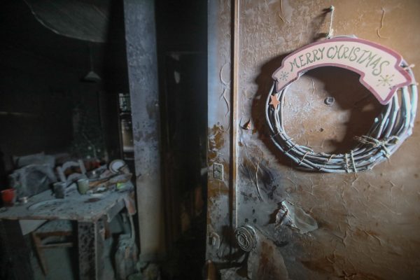 Φωτιά στον Κολωνό: «Μόνο ένα θαύμα μπορεί να σώσει» τον 5χρονο